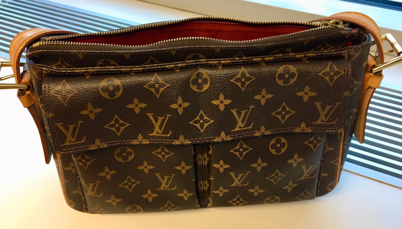 Louis Vuitton Handtasche in 1220 KG Kagran for €560.00 for sale | Shpock