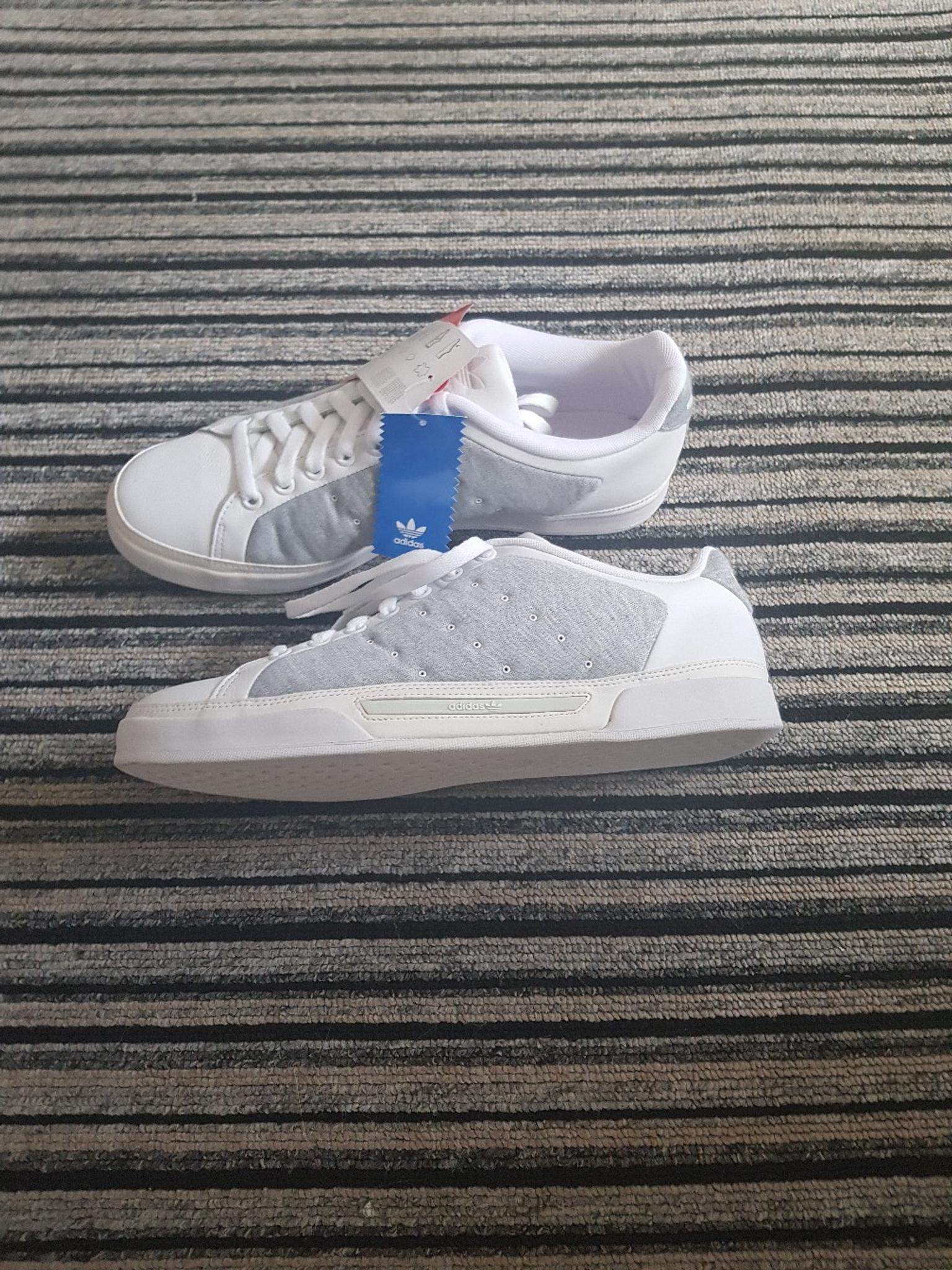 adidas trainers size 10
