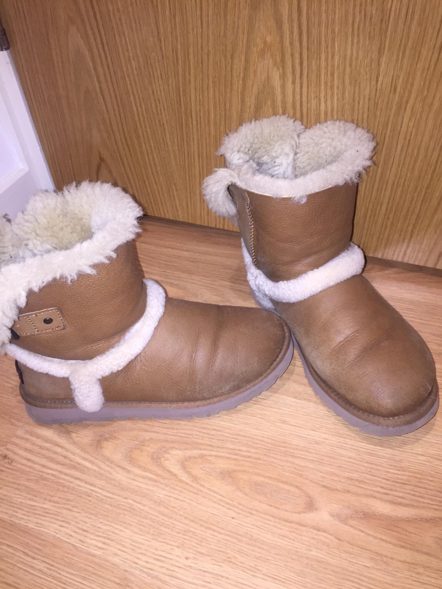 womens ugg boots size 6