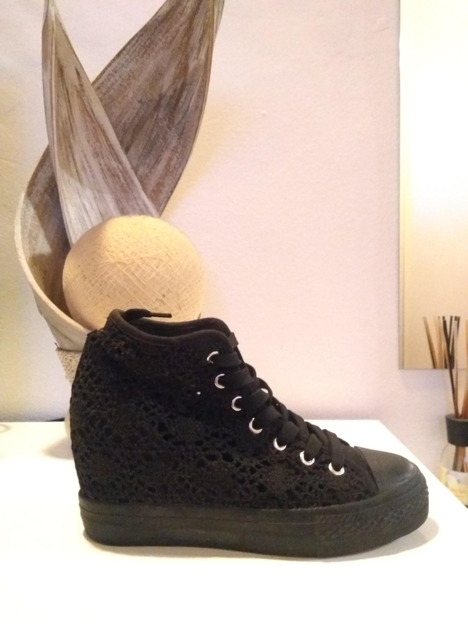 Sneakers tipo converse con zeppa nere in 20861 Brugherio for €15.00 for  sale | Shpock
