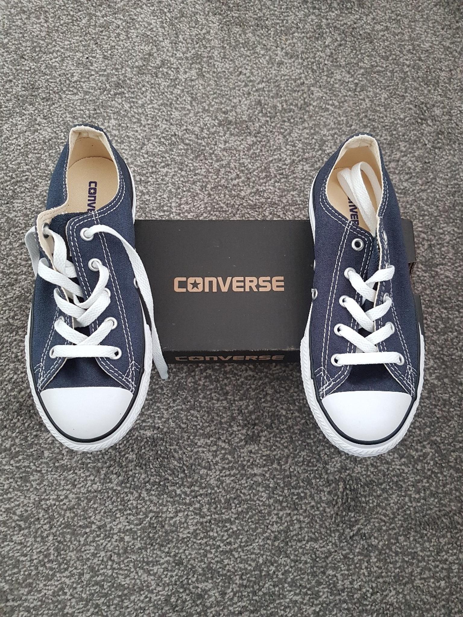 بالكاد converse size 1.5 uk 