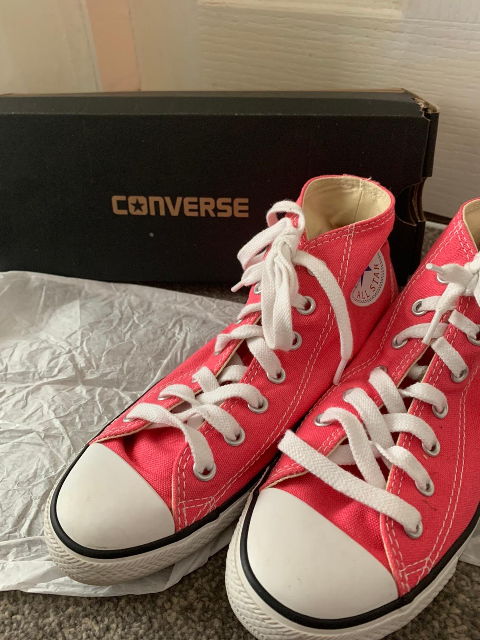 converse high tops size 4