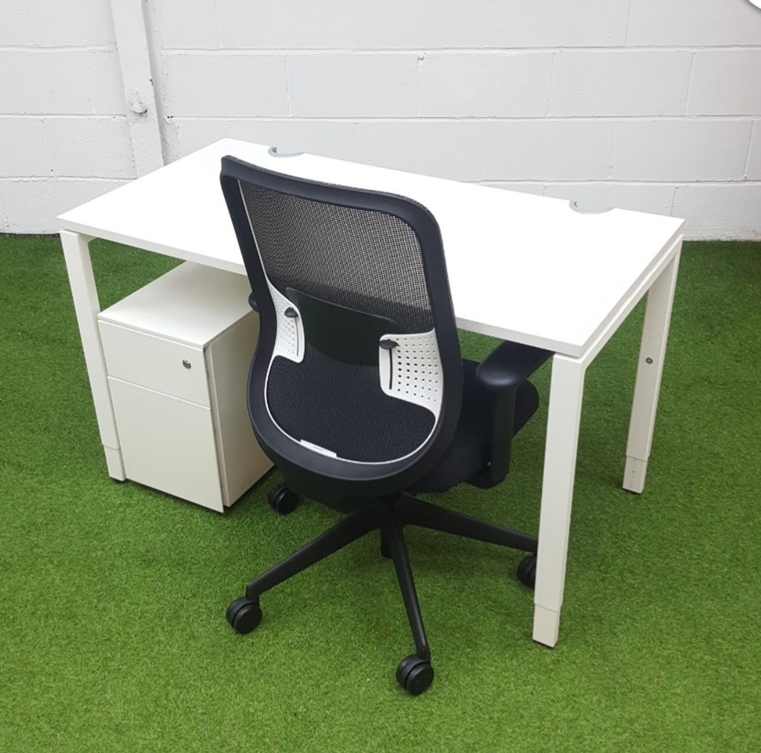 Office Desk Office Furniture Harlow Essex In Cm20 Harlow For