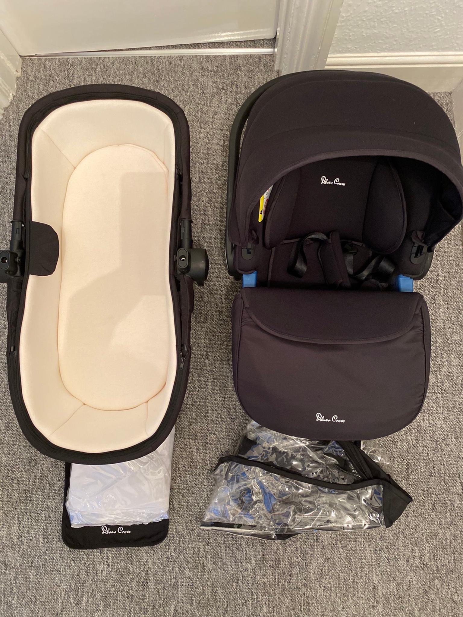 silver cross pioneer carrycot dimensions