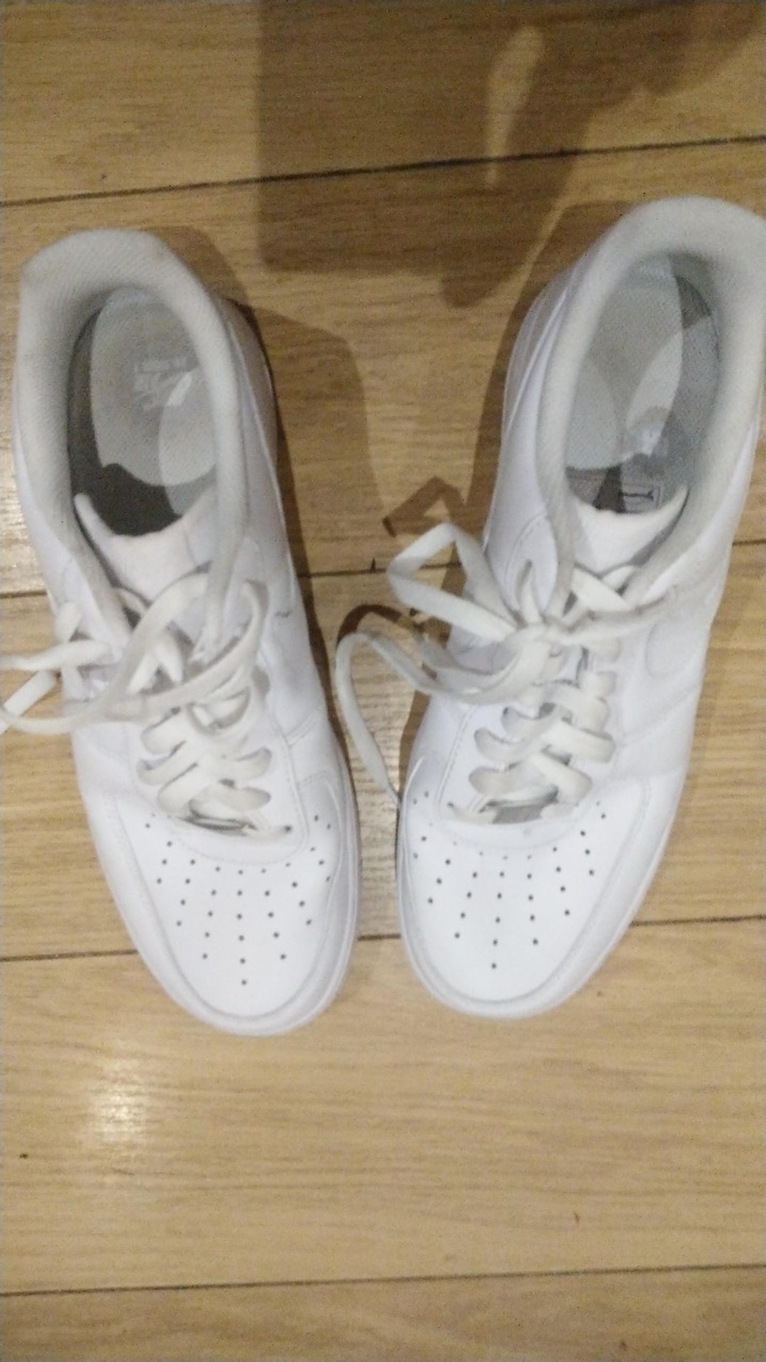 white air forces mens size 9