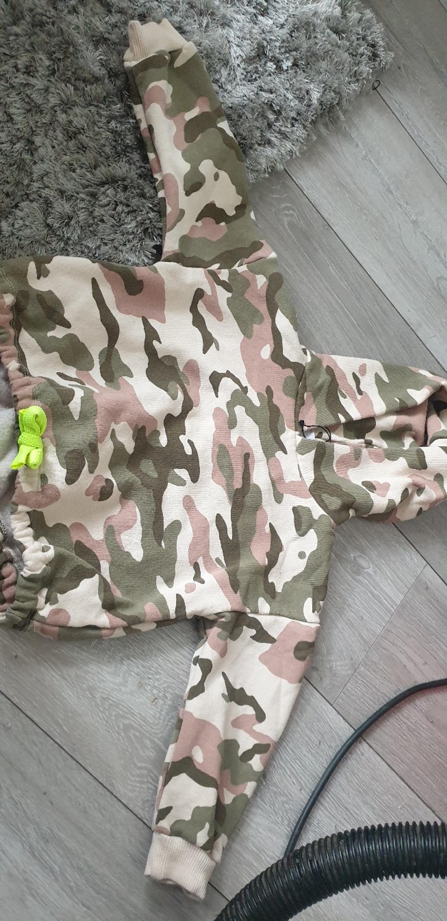 camouflage jumper zara