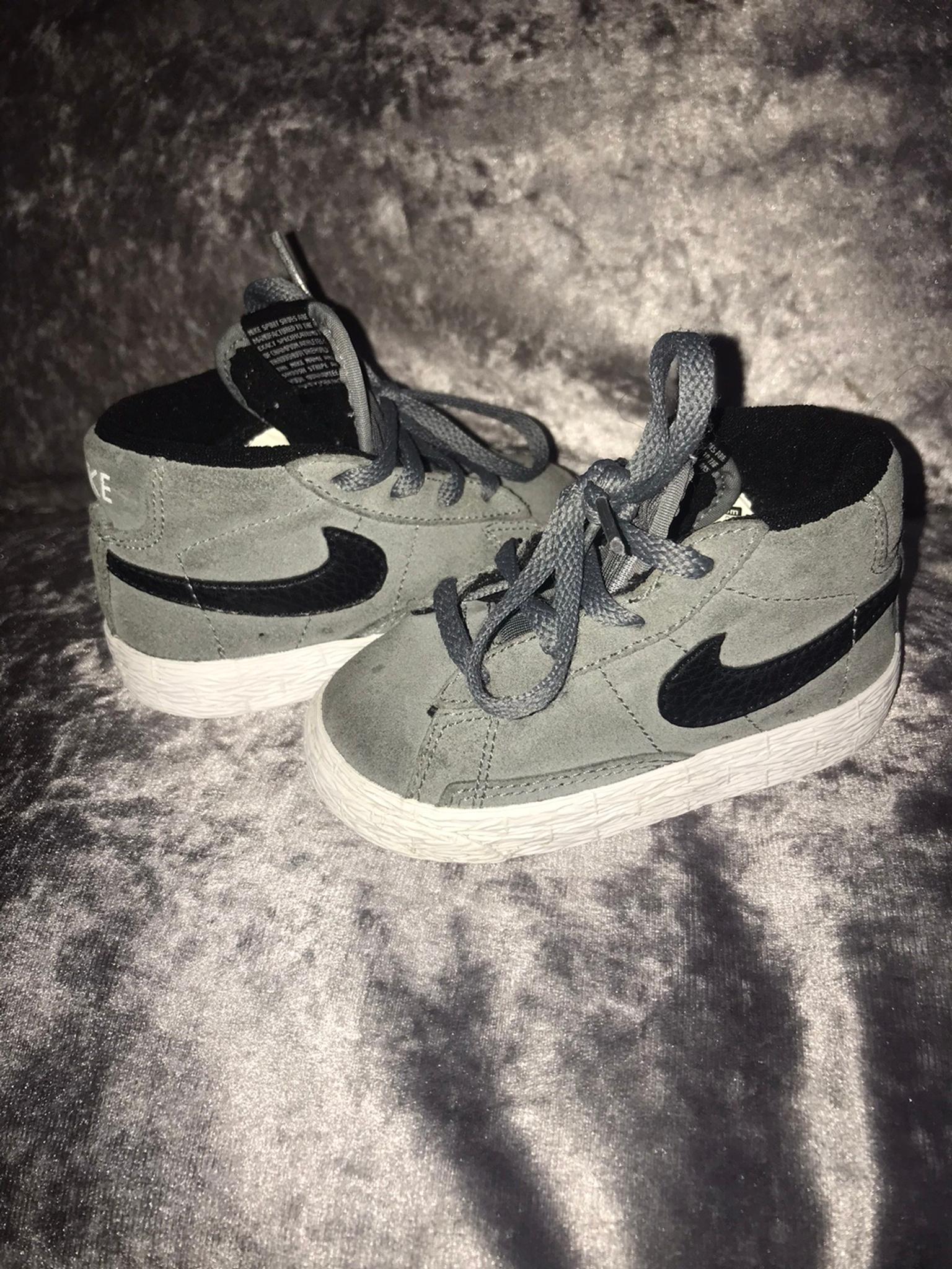 nike trainers size 4.5