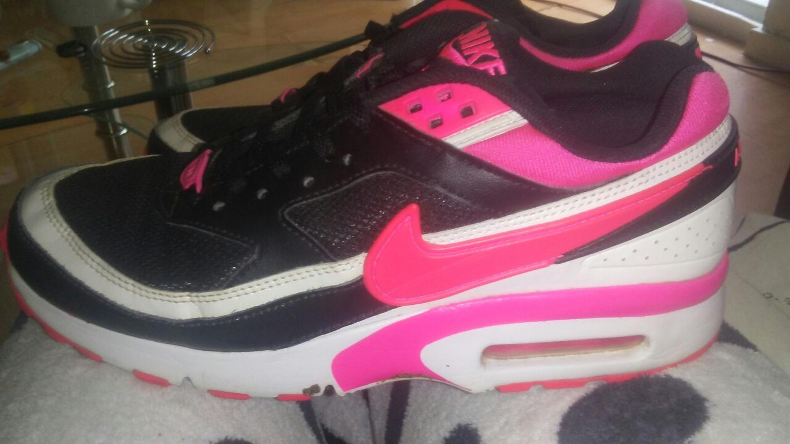 pink nike air max trainers