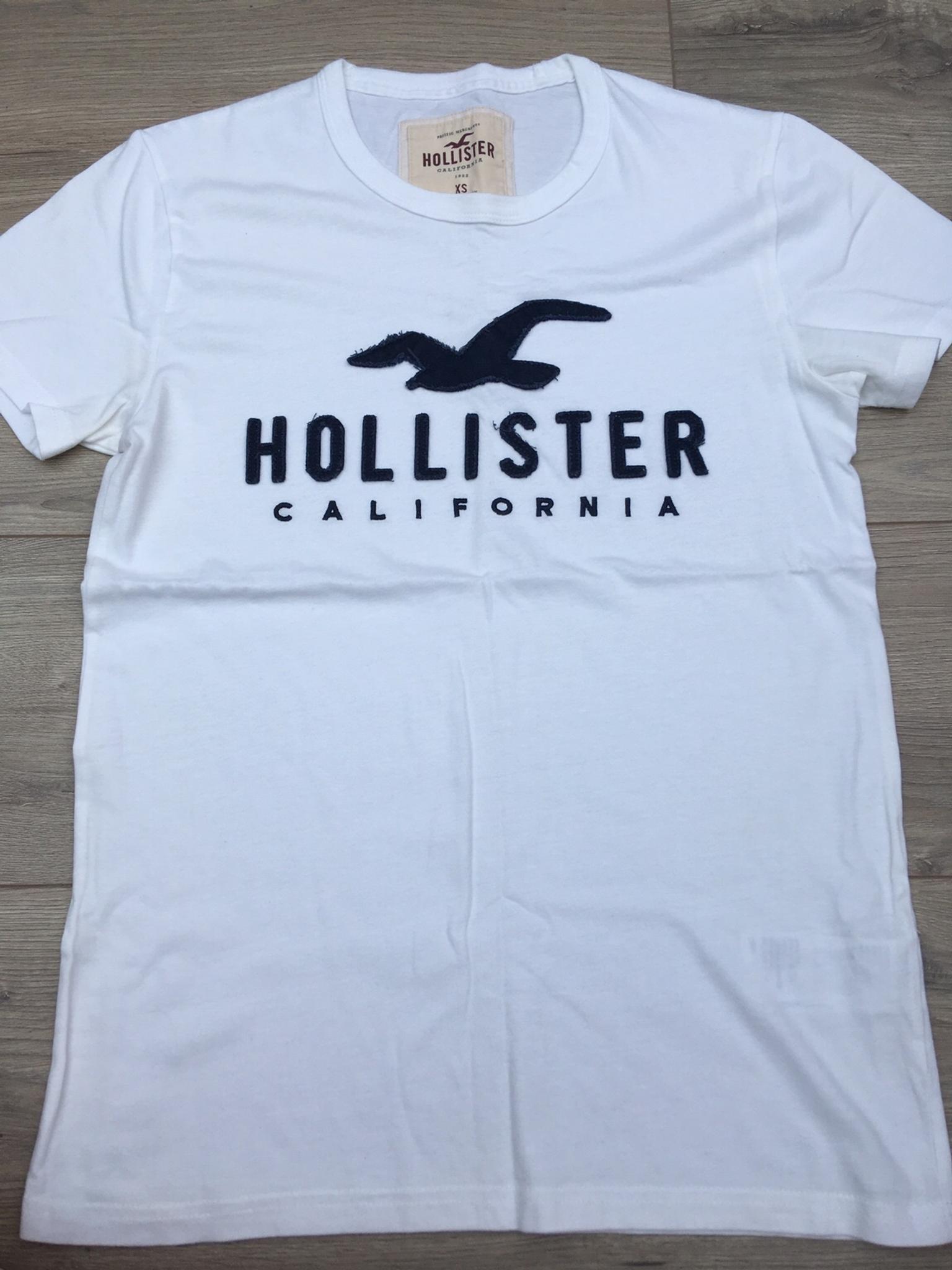 hollister t shirt xs