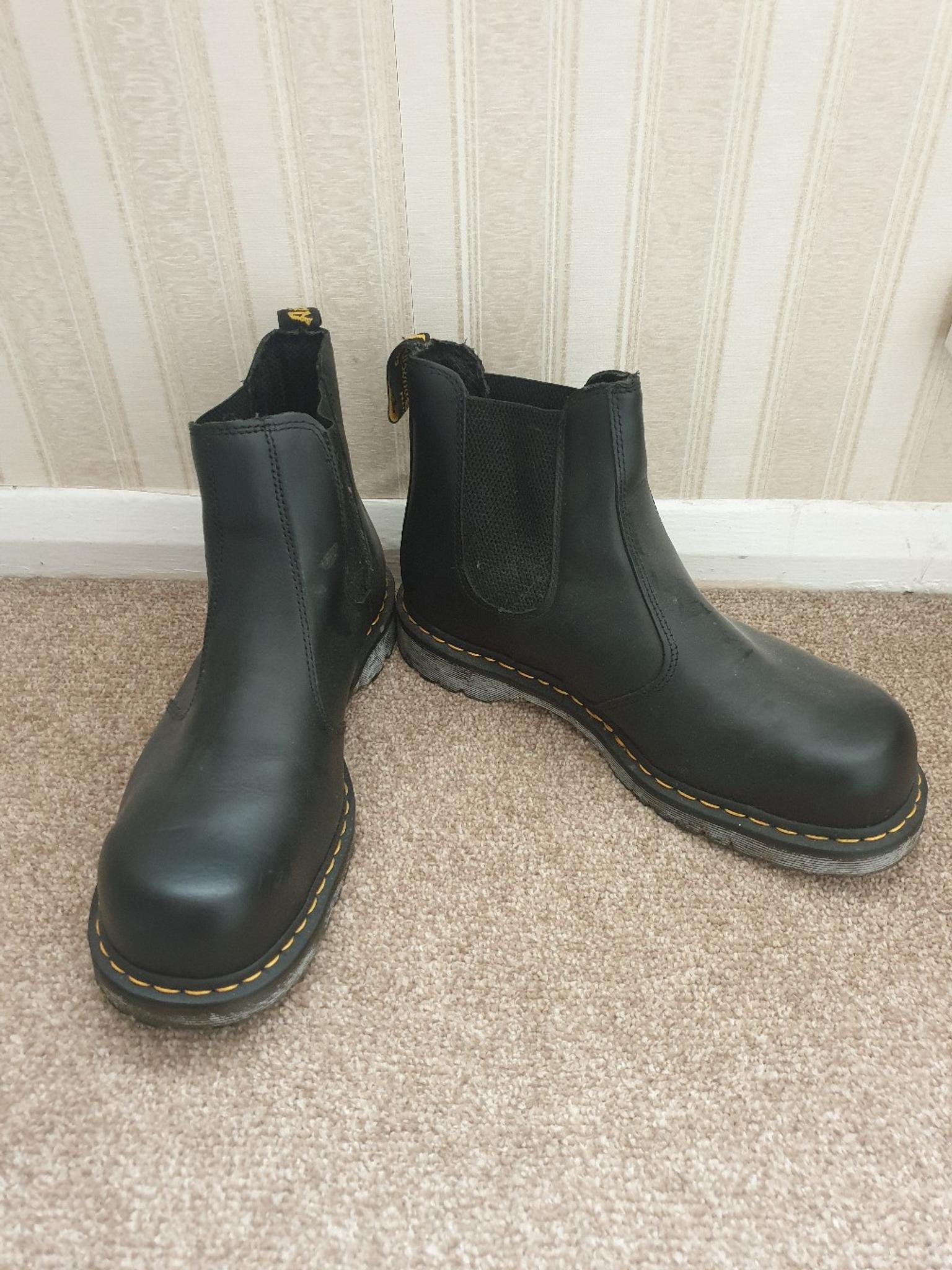 mens work boots size 10