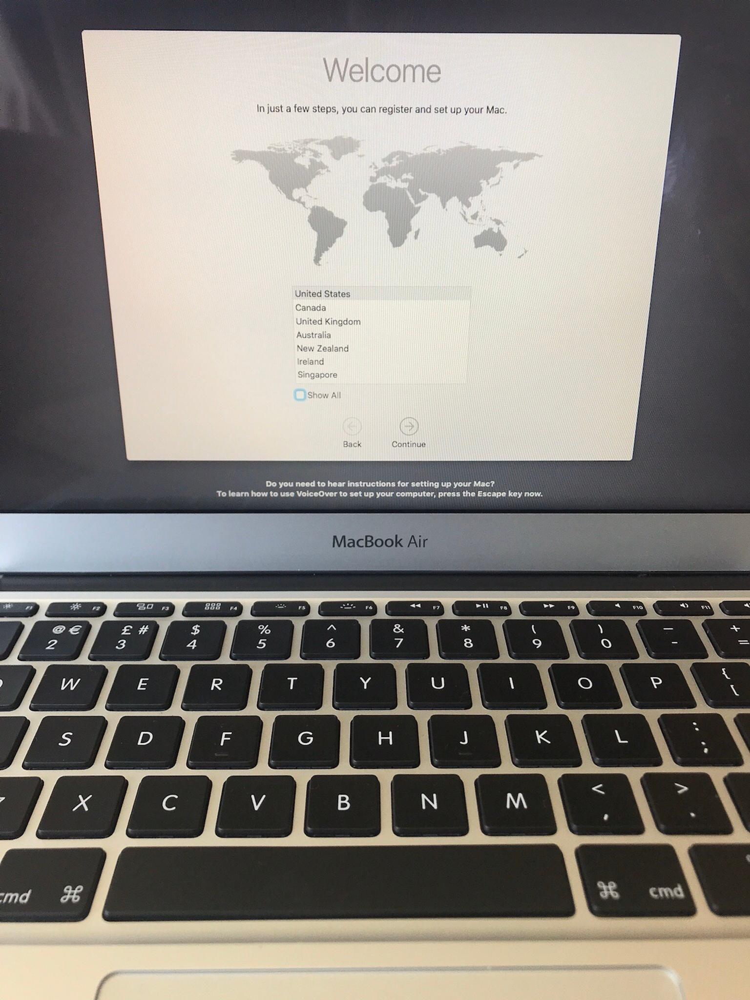 Apple MacBook Air A23 in WV23 Dudley für £ 23,23 zum Verkauf