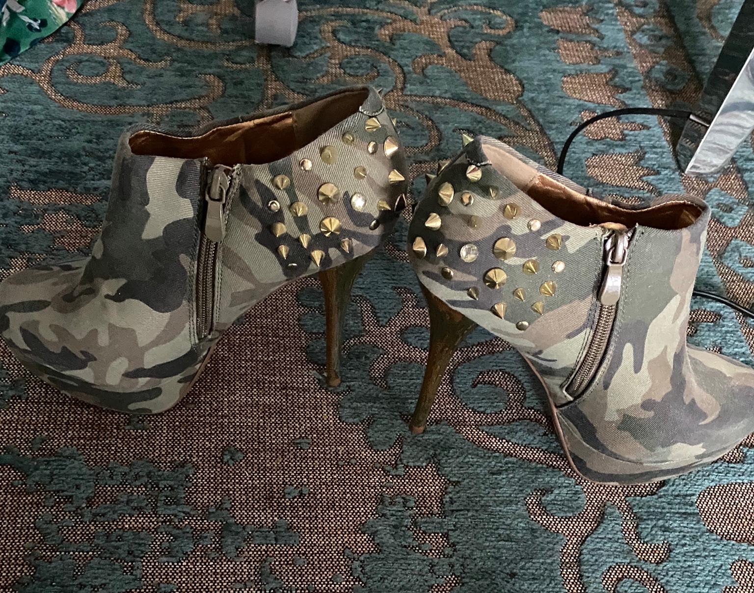 camouflage heels uk