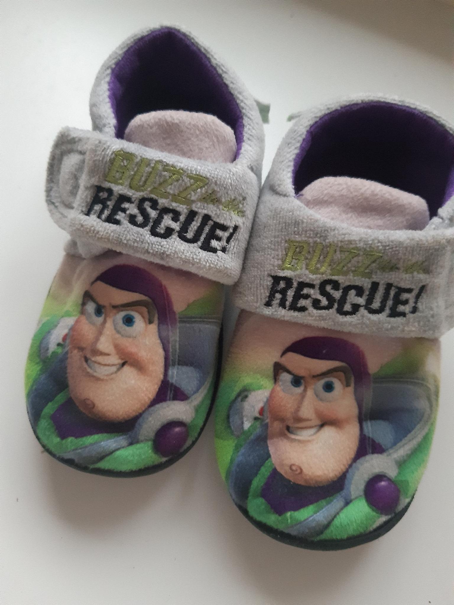 buzz lightyear slippers