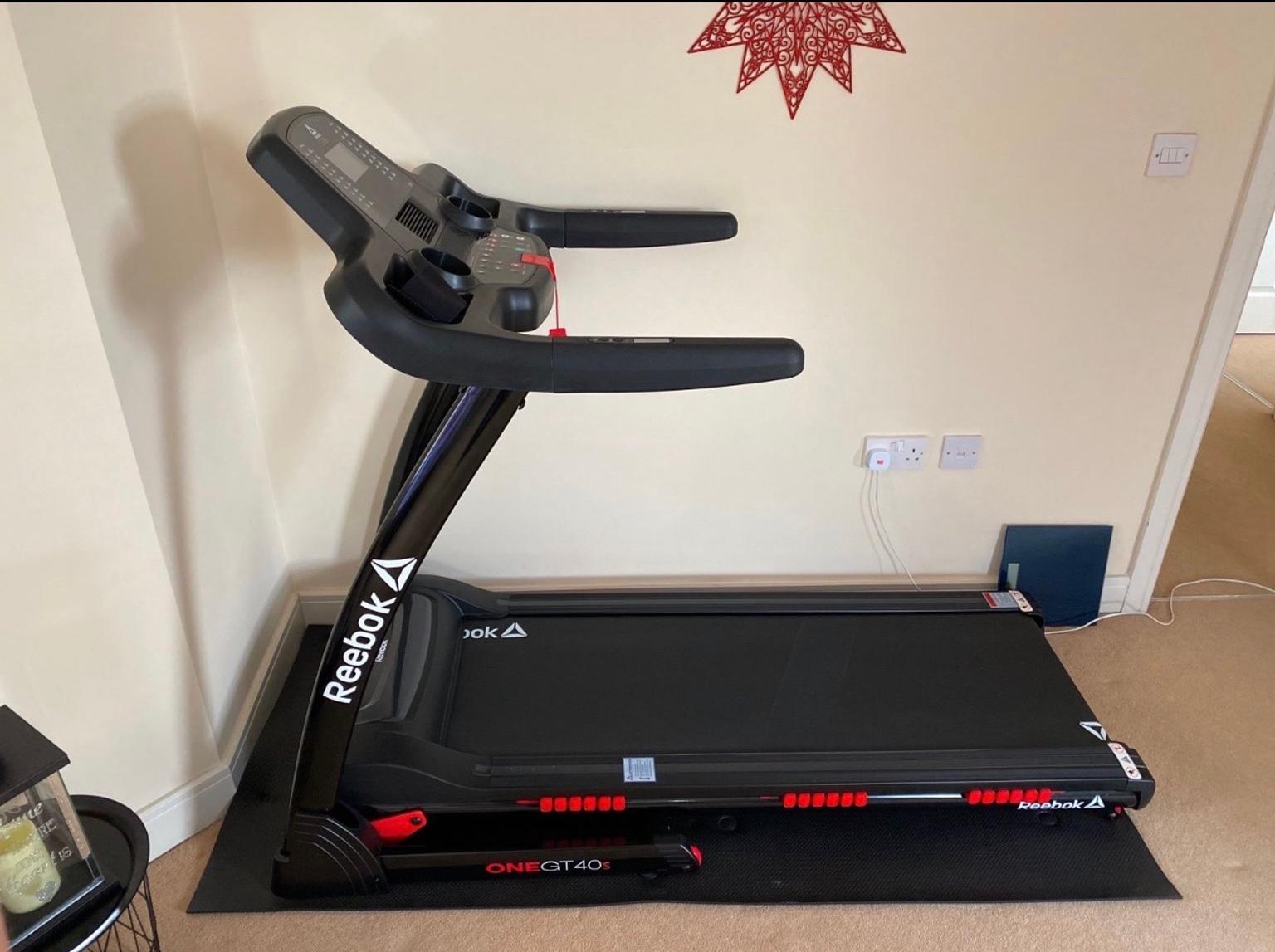 the reebok one gt40s treadmill