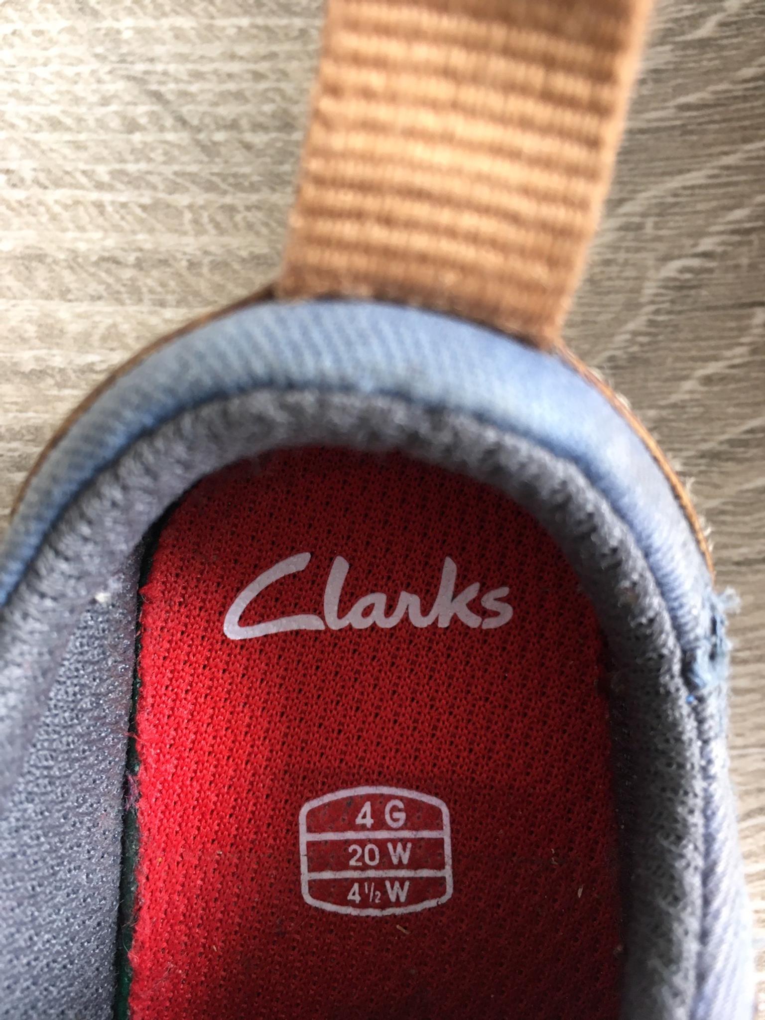 clarks 4g size