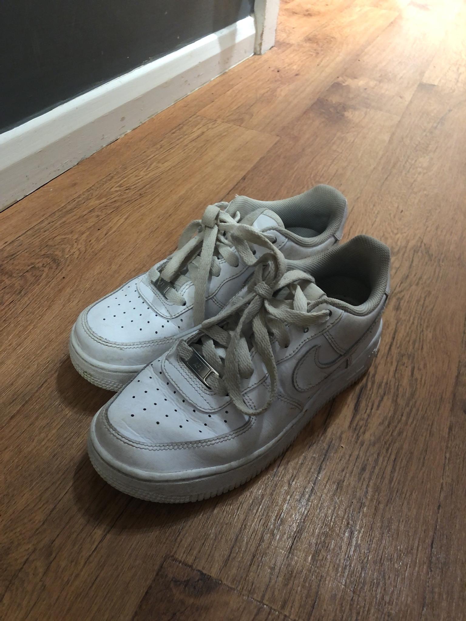 womens airforce 1s
