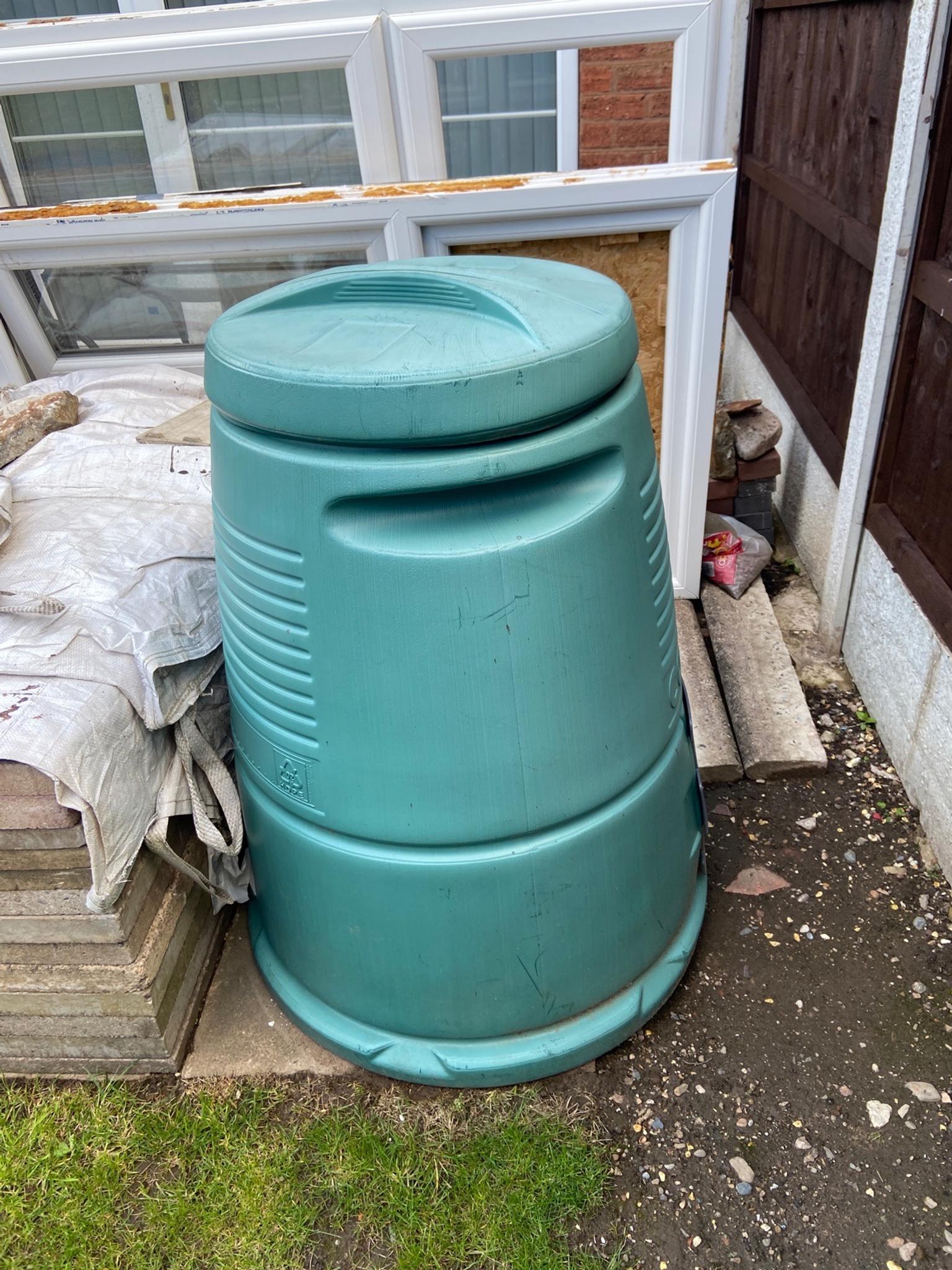 Large green compost bin in WV6 Wolverhampton for £4.00 for sale | Shpock